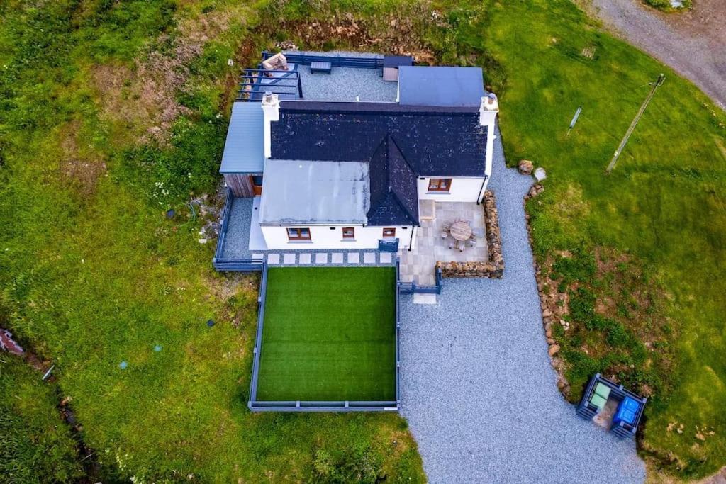 No. 6 - The Little House That Gives You A Hug Trumpan Exteriér fotografie