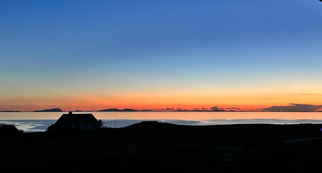 No. 6 - The Little House That Gives You A Hug Trumpan Exteriér fotografie